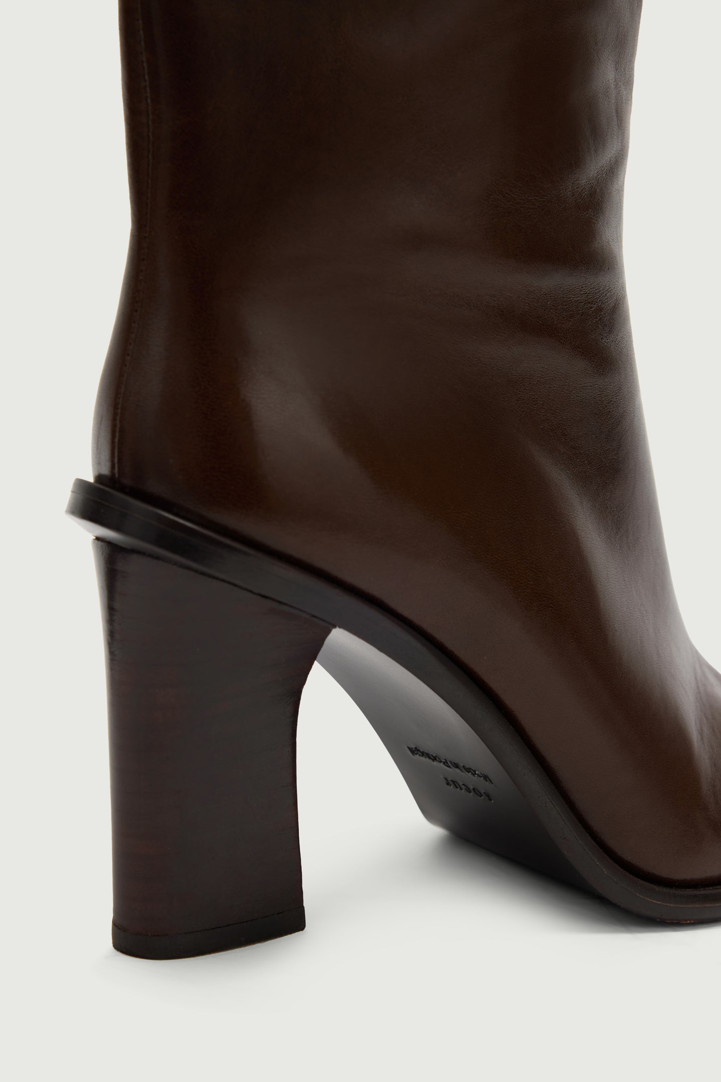 Botas Livia - Marrón Oscuro - Cuero - Mujer